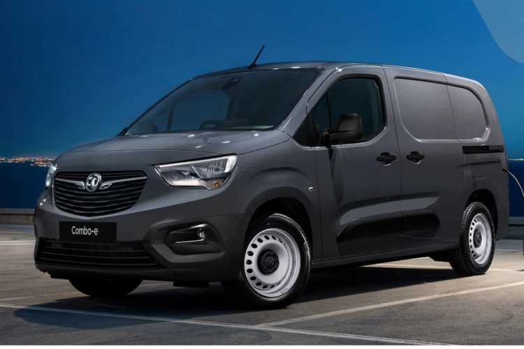 VAUXHALL COMBO-e CARGO L1 ELECTRIC Sportive 2300 100kW Sportive 50kWh H1 Van Auto